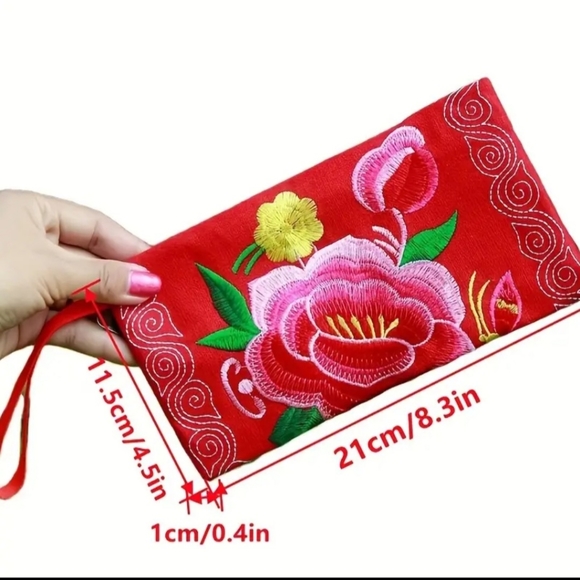 NWT!! Beautiful New Vintage Blue Floral Embroidered Long Wristlet Wallet !!💖💖 - Picture 10 of 11